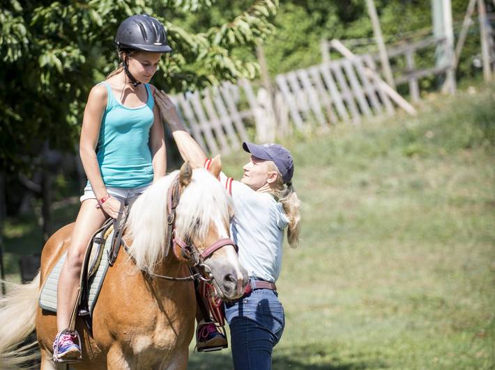 Reiten in den Dolomiten wie im Wilden Westen Reiten in den Dolomiten wie im Wilden Westen