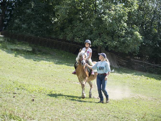 Equitazione per bambini in Alto Adige Equitazione per bambini in Alto Adige