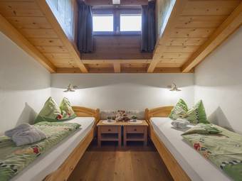 Lodnerspitze Schlafzimmer Familienalm & Almchalets Taser Alm
