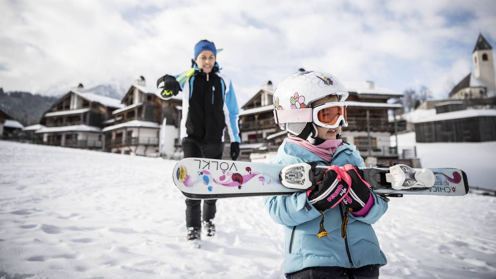 Il family hotel a San Candido dal fascino alpino Il family hotel a San Candido dal fascino alpino