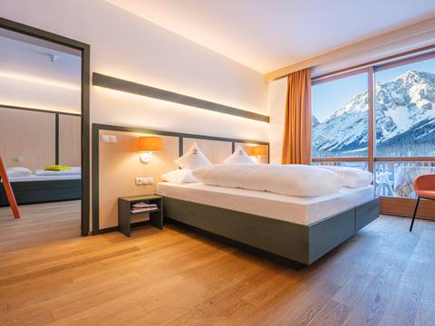 Our family hotel in Sexten, your holiday home in the Dolomiten Our family hotel in Sexten, your holiday home in the Dolomiten