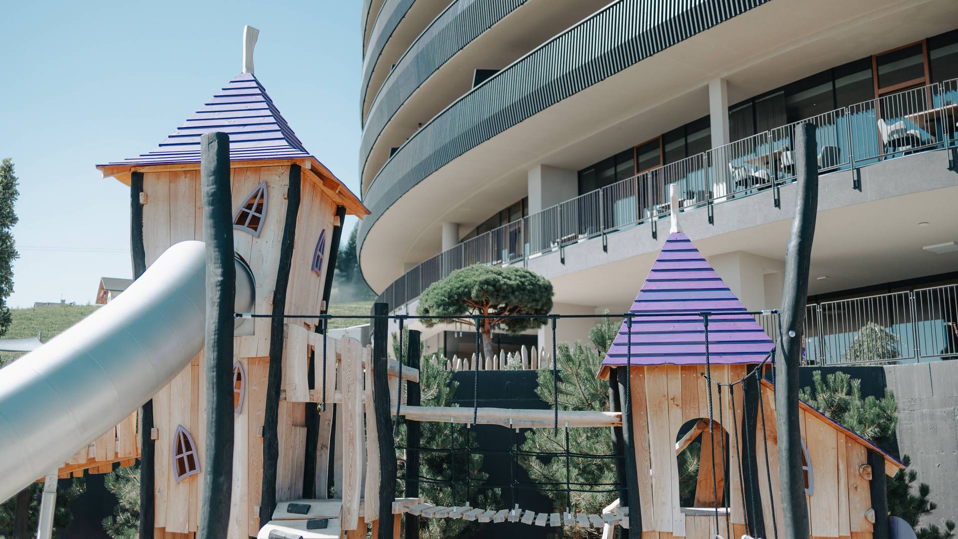 Hotel Familiamus ***** Hotel Familiamus *****