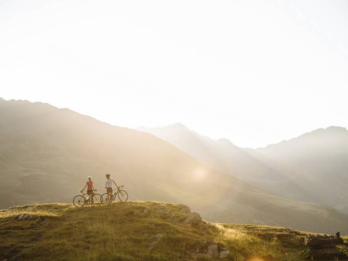 Radfahren im Meraner Land: von 300 auf 3 000 Meter Radfahren im Meraner Land: von 300 auf 3 000 Meter