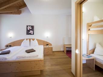 Kinderparadies Alpin ***ˢ Kinderparadies Alpin ***ˢ