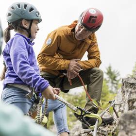 Unser Familienhotel in Sexten, euer Urlaubszuhause in den Dolomiten Unser Familienhotel in Sexten, euer Urlaubszuhause in den Dolomiten