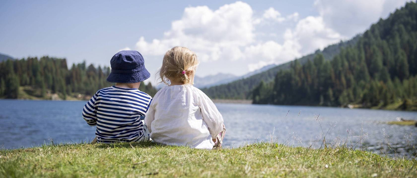 Natur erleben mit Kindern – eine wichtige Erfahrung Natur erleben mit Kindern – eine wichtige Erfahrung