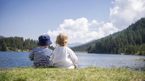 Natur erleben mit Kindern – eine wichtige Erfahrung Natur erleben mit Kindern – eine wichtige Erfahrung