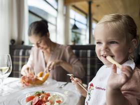 Family hotel Alto Adige: the happy family places! Family hotel Alto Adige: the happy family places!
