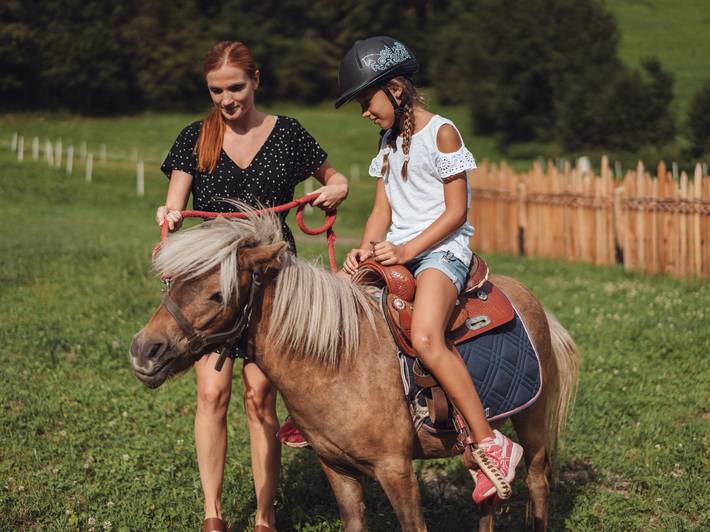 Equitazione per bambini in Alto Adige Equitazione per bambini in Alto Adige