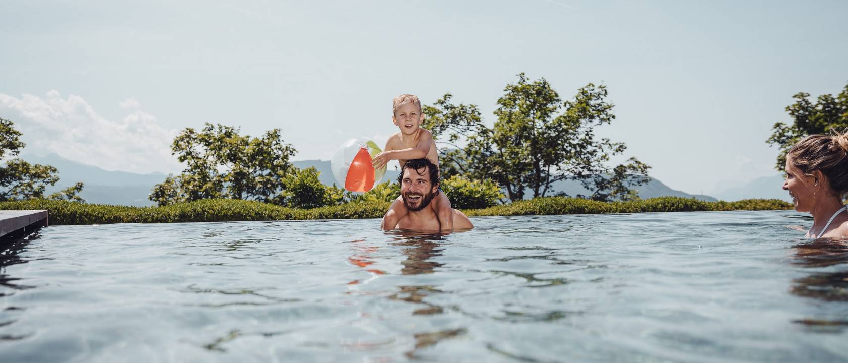 Natur erleben mit Kindern – eine wichtige Erfahrung Natur erleben mit Kindern – eine wichtige Erfahrung