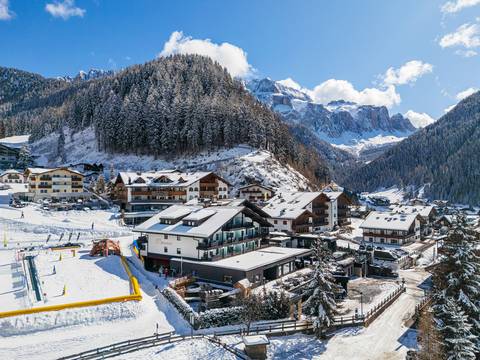 Unser Familienhotel in Wolkenstein: Urlaub wie im Märchen Unser Familienhotel in Wolkenstein: Urlaub wie im Märchen