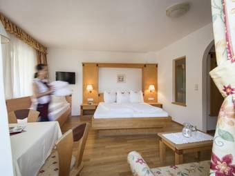 Family Hotel Gutenberg **** Family Hotel Gutenberg ****