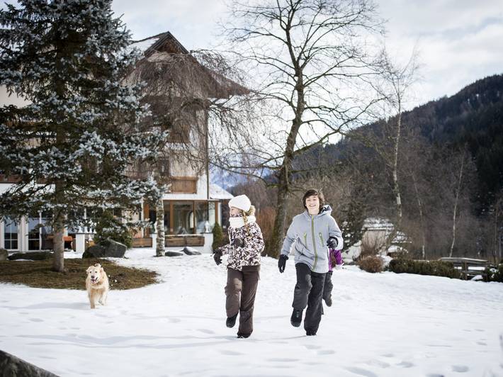 Family hotel: with dog on holiday Family hotel: with dog on holiday