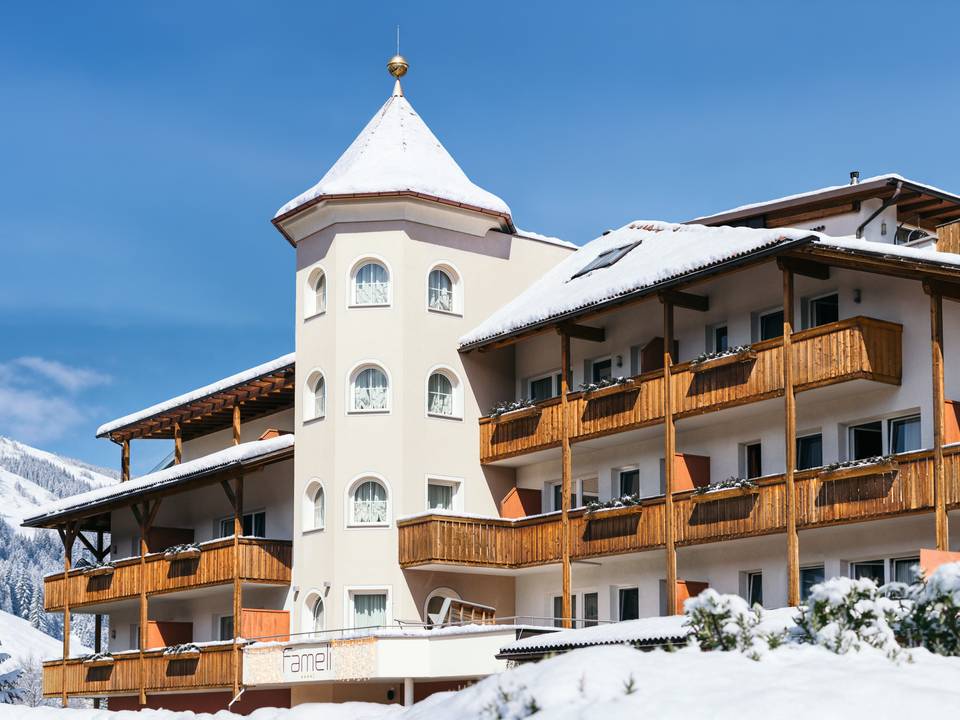 Il nostro family hotel a Valdaora dal fascino speciale Il nostro family hotel a Valdaora dal fascino speciale