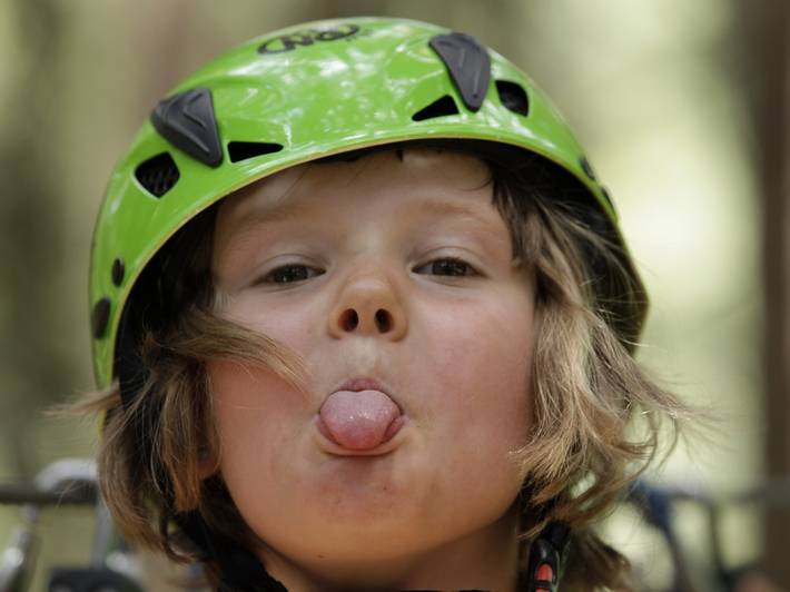 Climbing with children, the perfect combination Climbing with children, the perfect combination