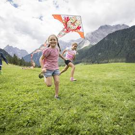 Our family hotel in Sexten, your holiday home in the Dolomiten Our family hotel in Sexten, your holiday home in the Dolomiten