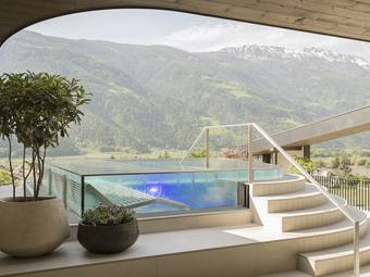 Amaris Suites ****ˢ Amaris Suites ****ˢ