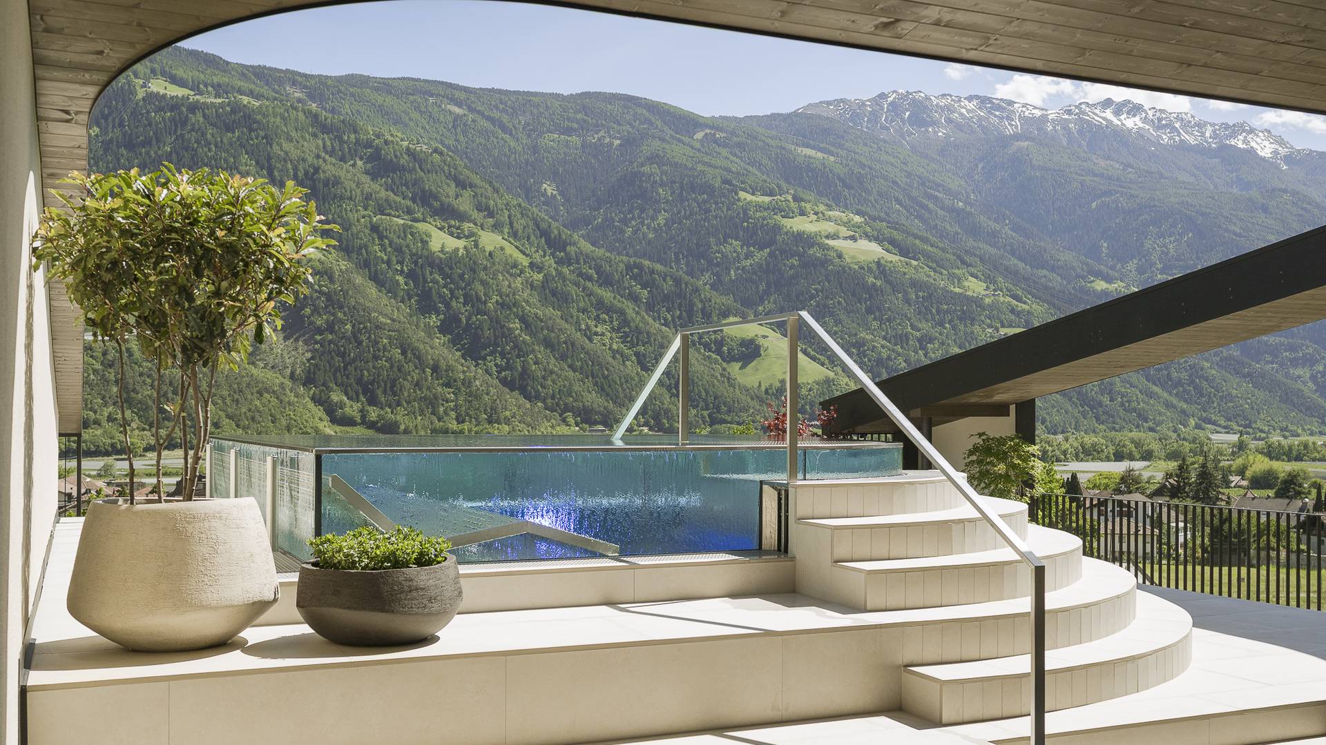 Amaris Suites ****ˢ Amaris Suites ****ˢ