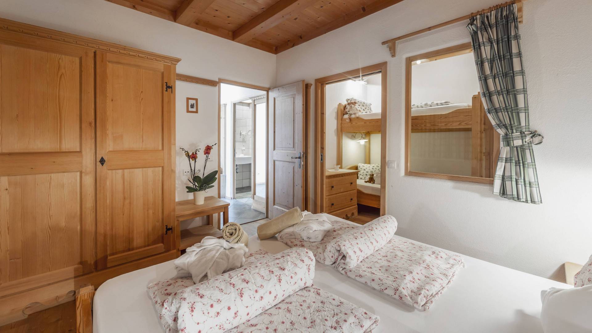 Mutspitze Schlafzimmer Familienalm & Almchalets Taser Alm