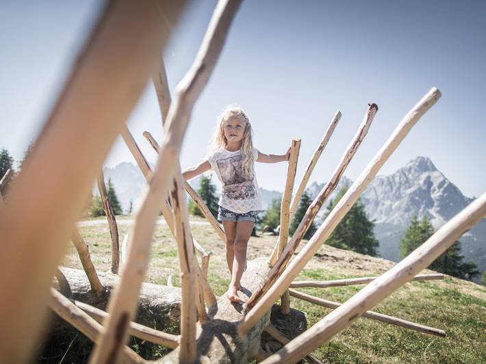 Natur erleben mit Kindern – eine wichtige Erfahrung Natur erleben mit Kindern – eine wichtige Erfahrung